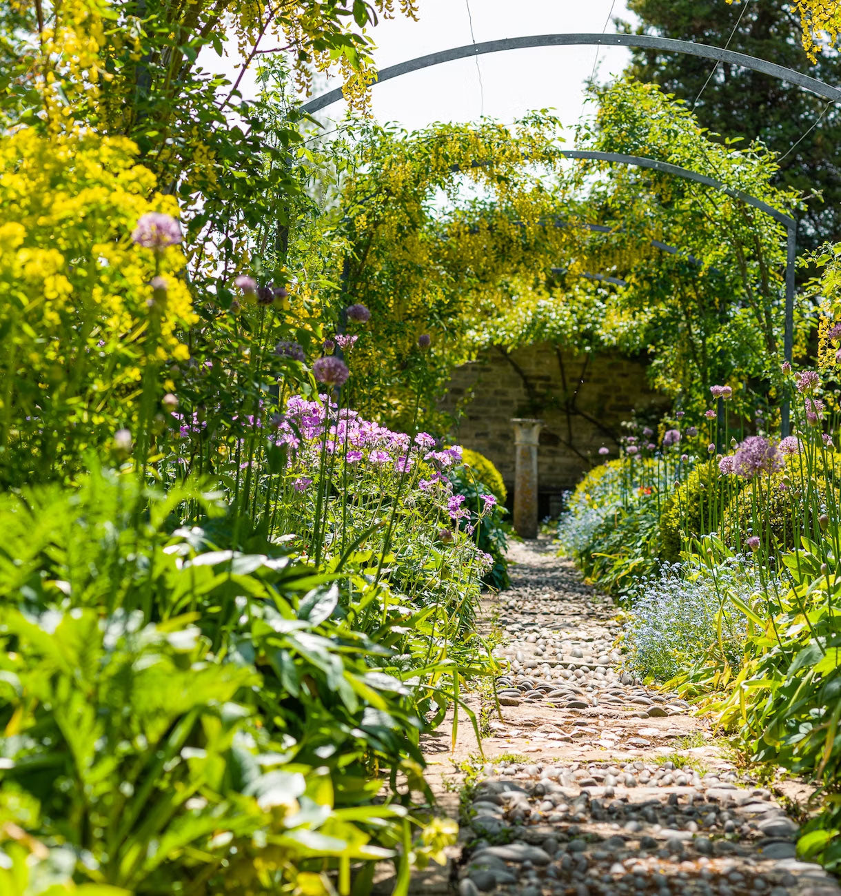 TAKE ME TO... BARNSLEY HOUSE HOTEL & THE BOOT