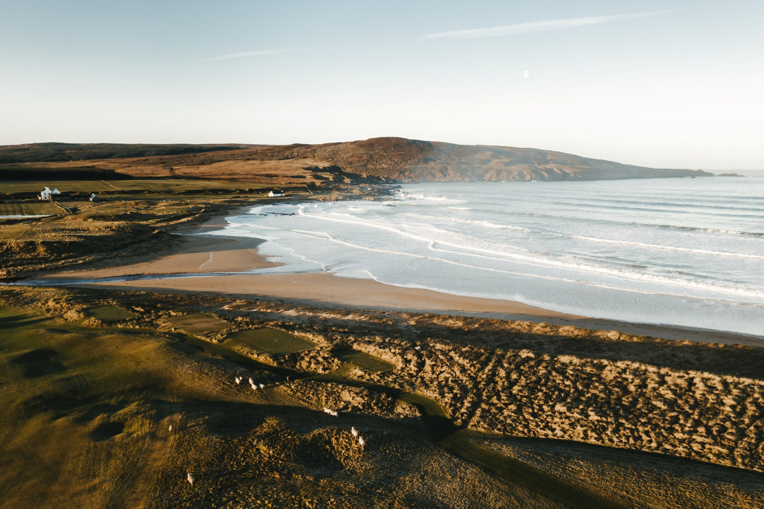 Golf course by the coast - Another Place, The Machrie