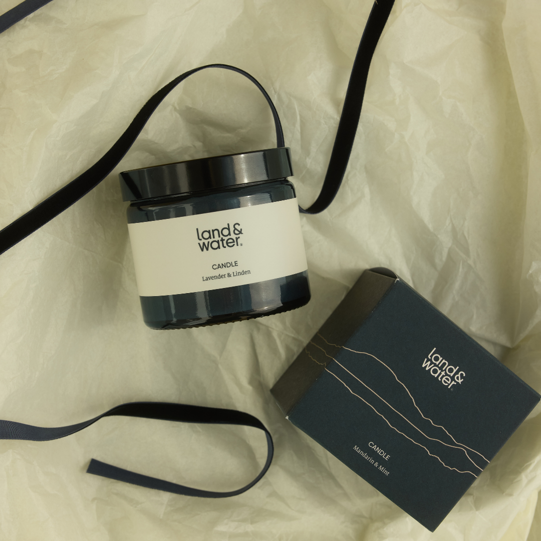 Winter Candle Gift | Lavender &amp; Linden 220g